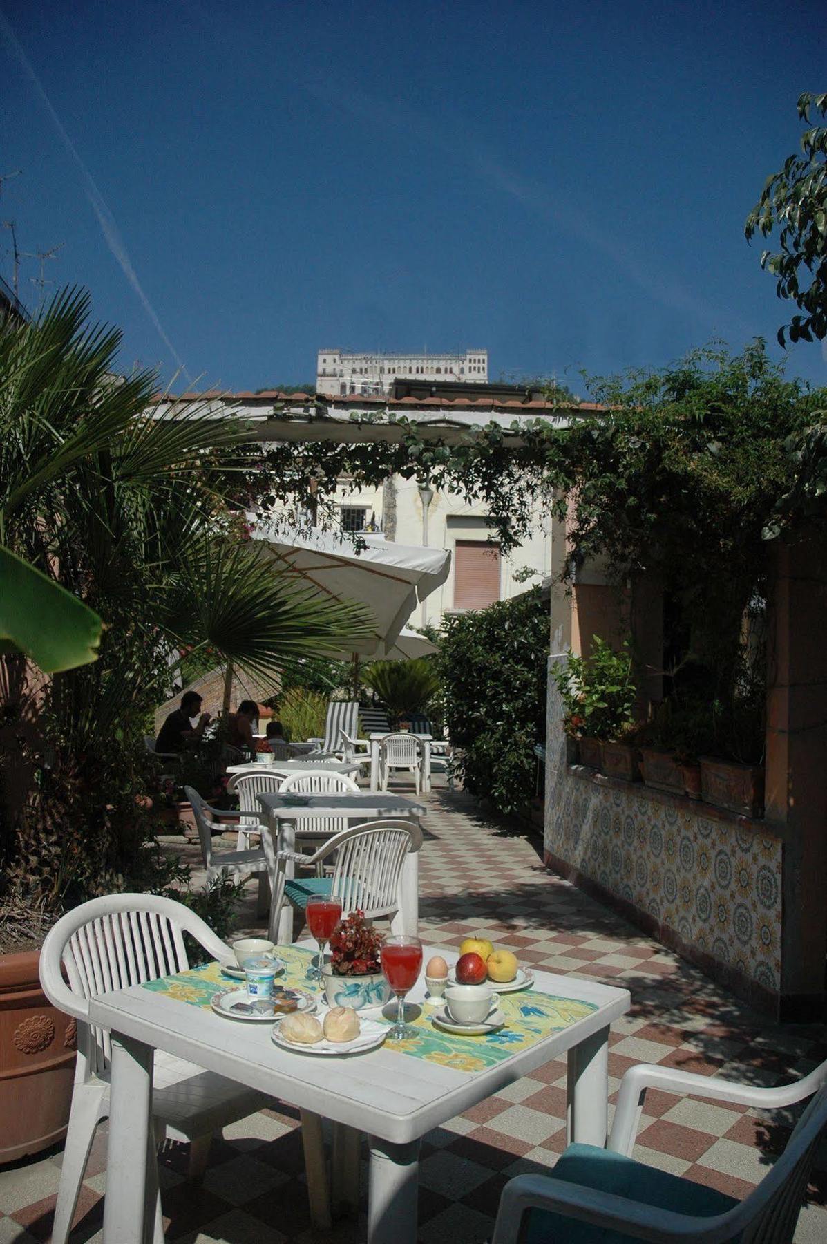 Hotel Toledo Naples Exterior photo